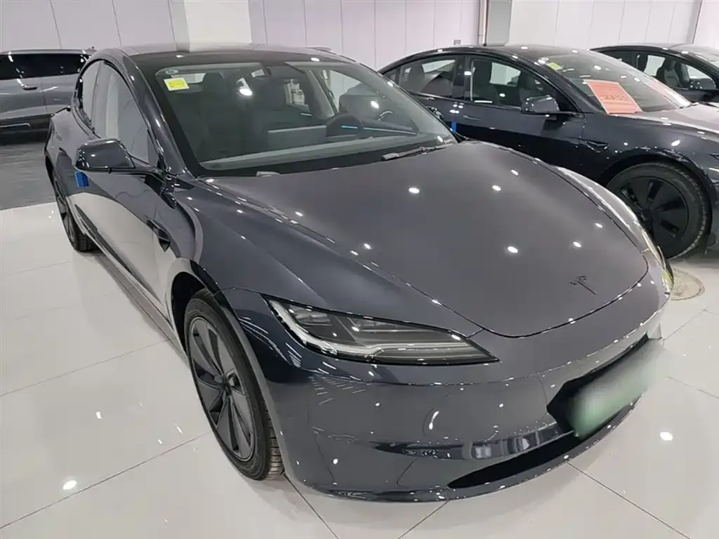 Tesla Model 3 — фото 5