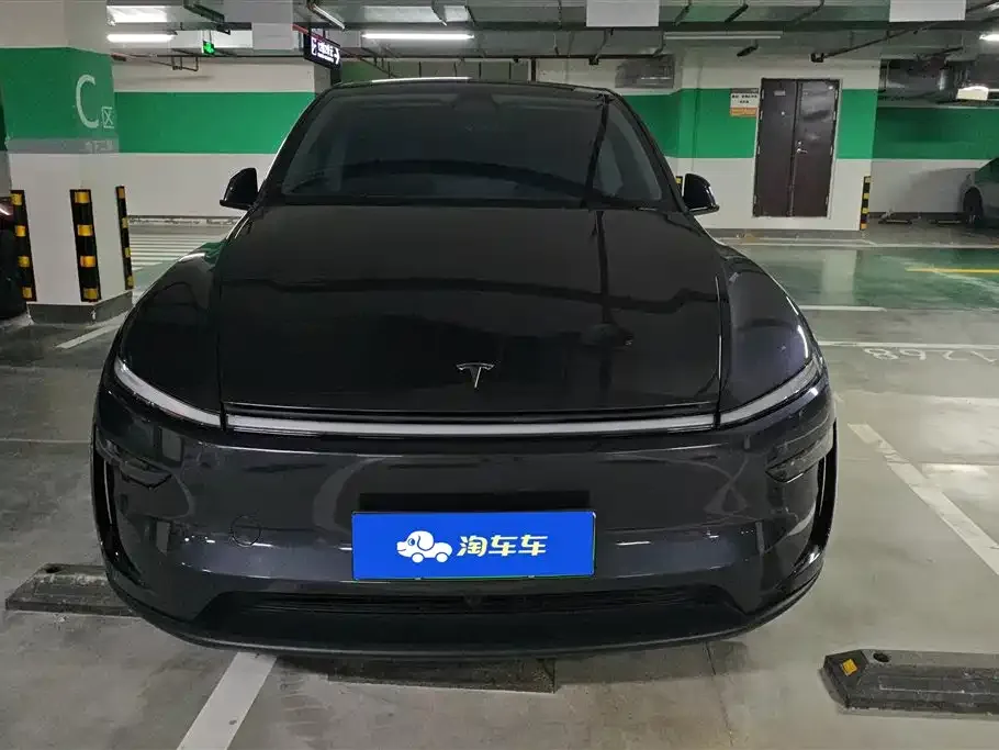Tesla Model Y — фото 4