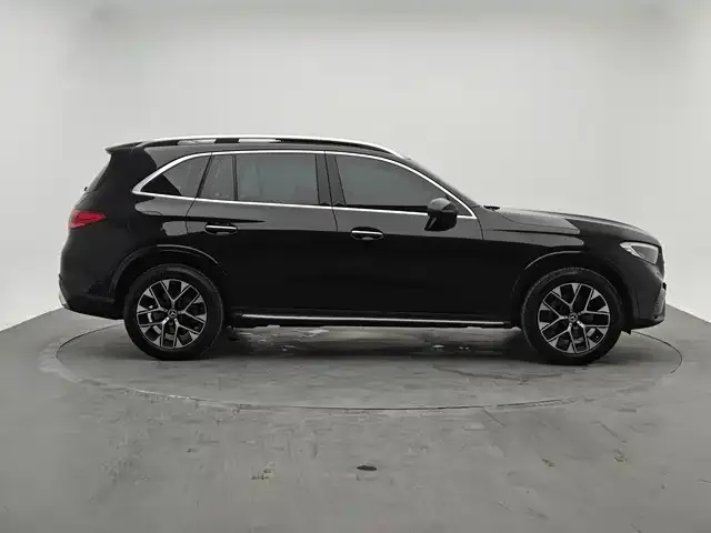 Mercedes-Benz GLC — фото 4