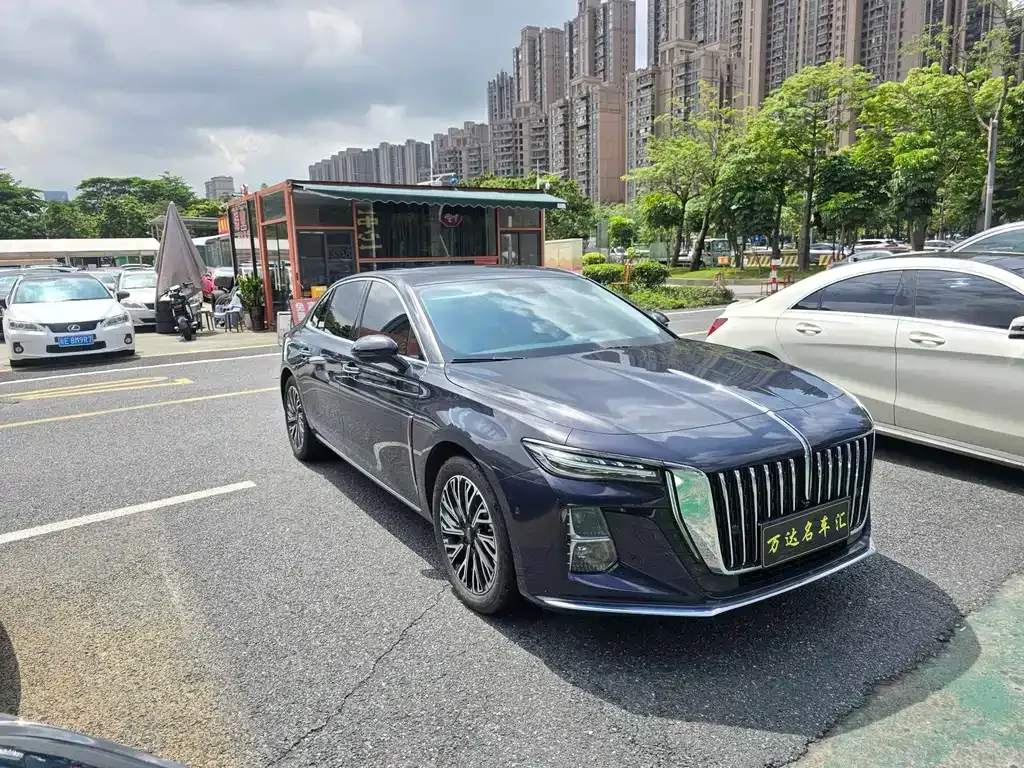 Hongqi H5 — фото 4