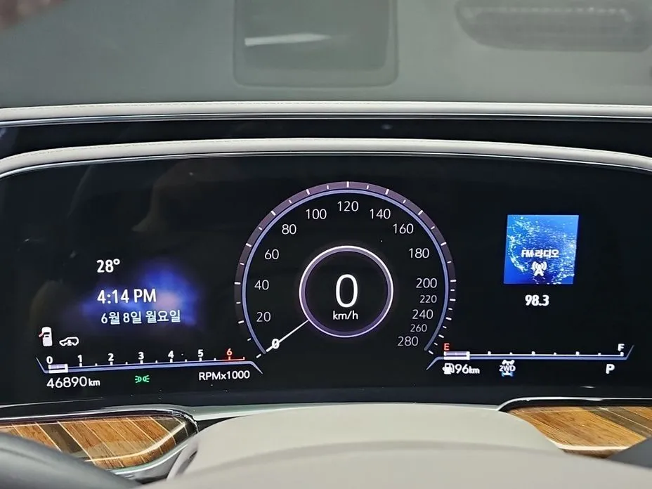 Cadillac Escalade 2021 из KR, фото 4