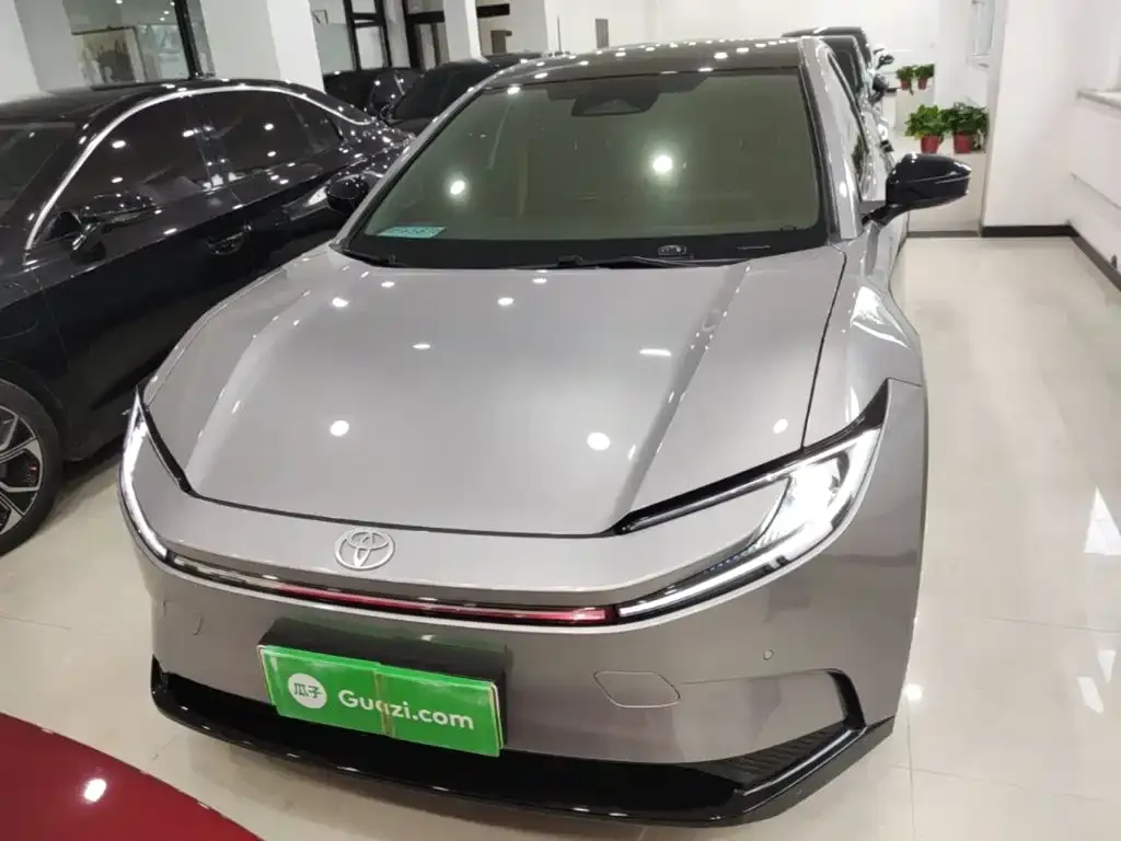 Toyota bZ5 2025 из CN, фото 5