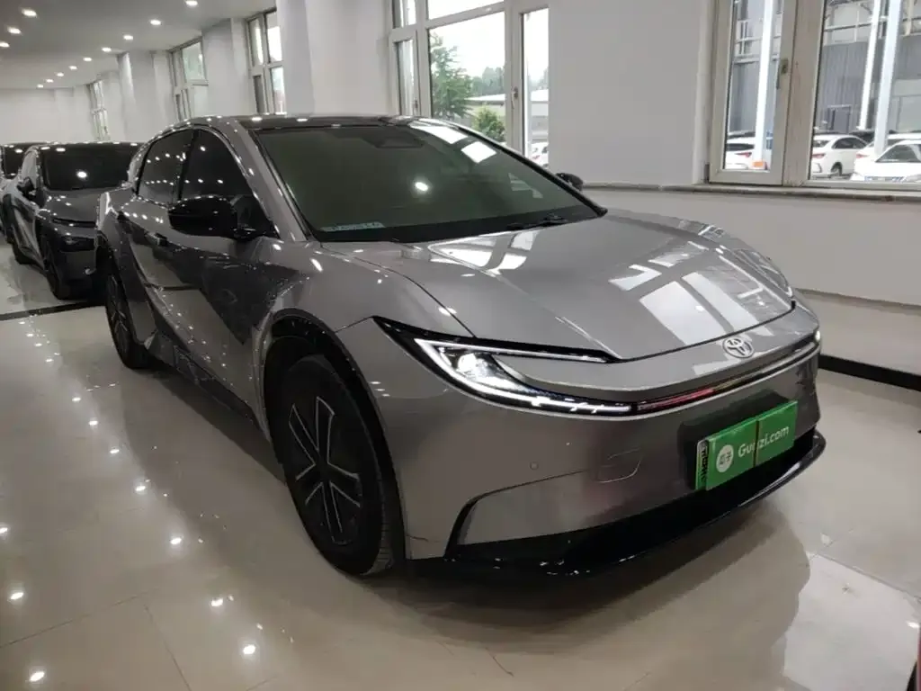Toyota bZ5 2025 из CN, фото 3