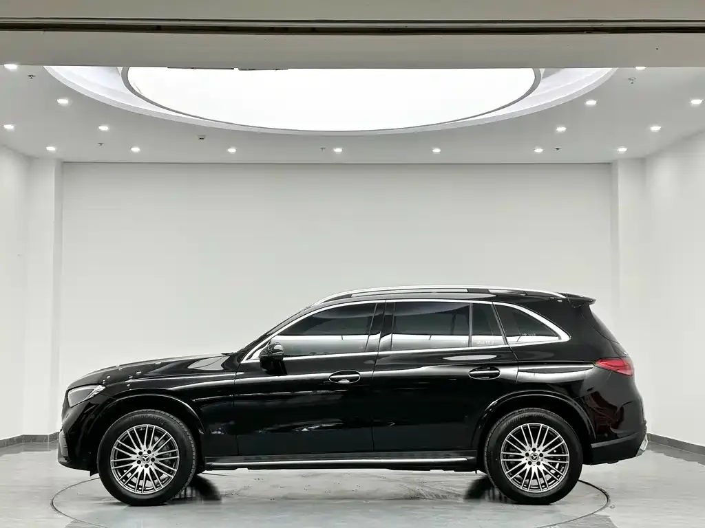 Mercedes-Benz GLC — фото 7