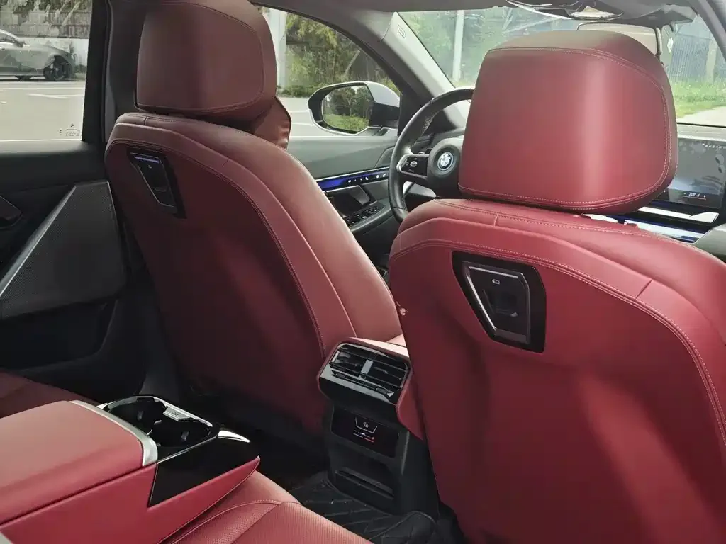 BMW i5 2024 из CN, фото 3
