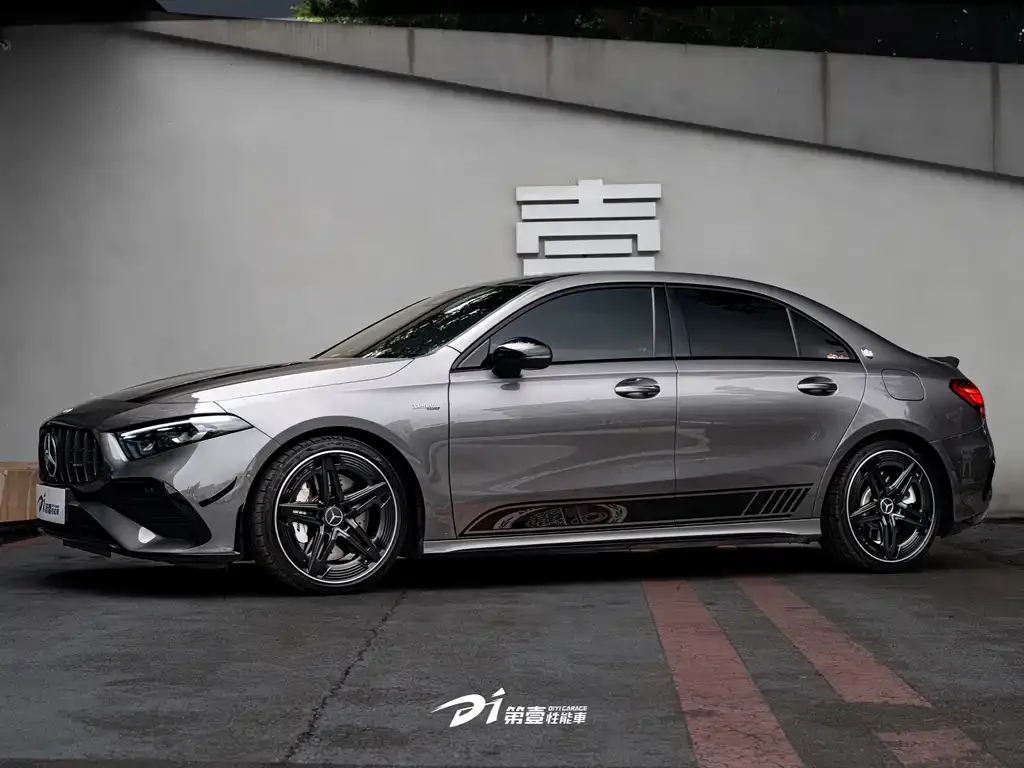Mercedes-Benz A-Class AMG — фото 1