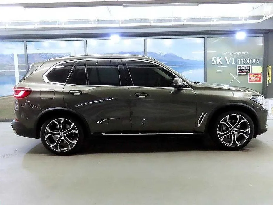 BMW X5 — фото 8
