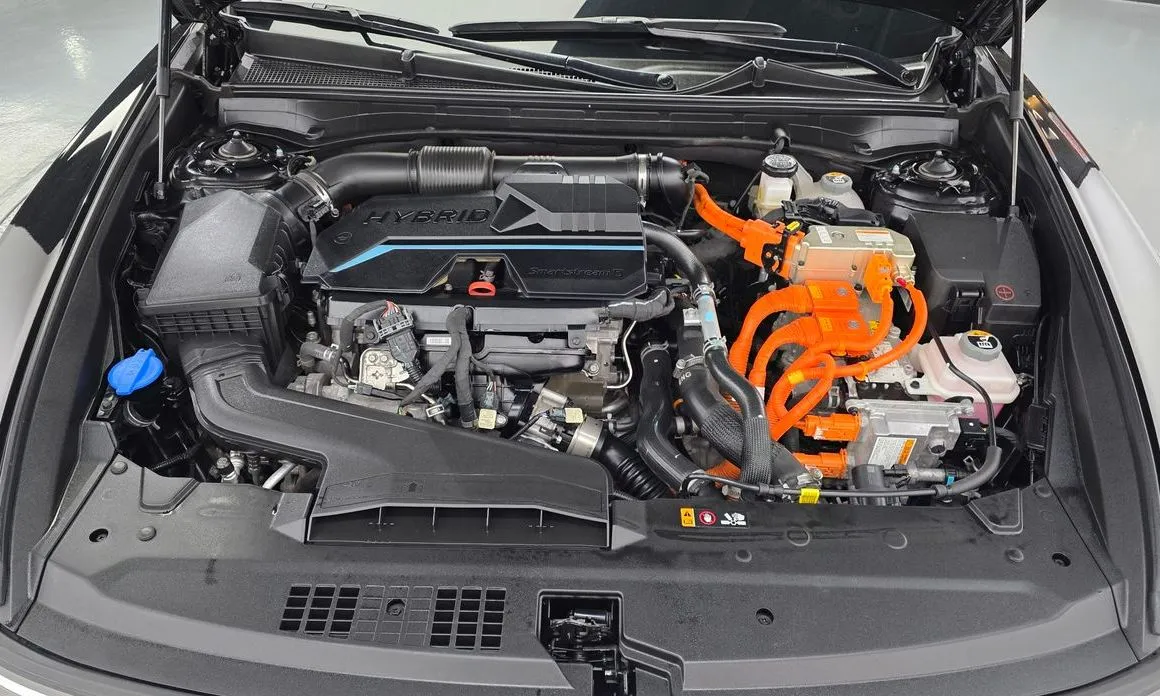 Hyundai Grandeur 2023 из KR, фото 9