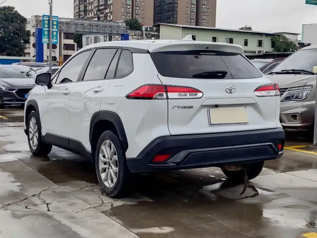 Toyota Frontlander 2023 из CN, фото 9