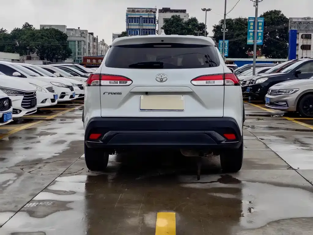 Toyota Frontlander 2023 из CN, фото 10