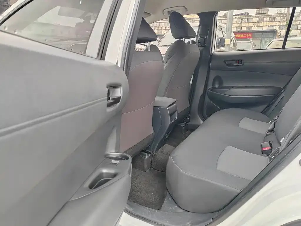 Toyota Frontlander 2023 из CN, фото 2