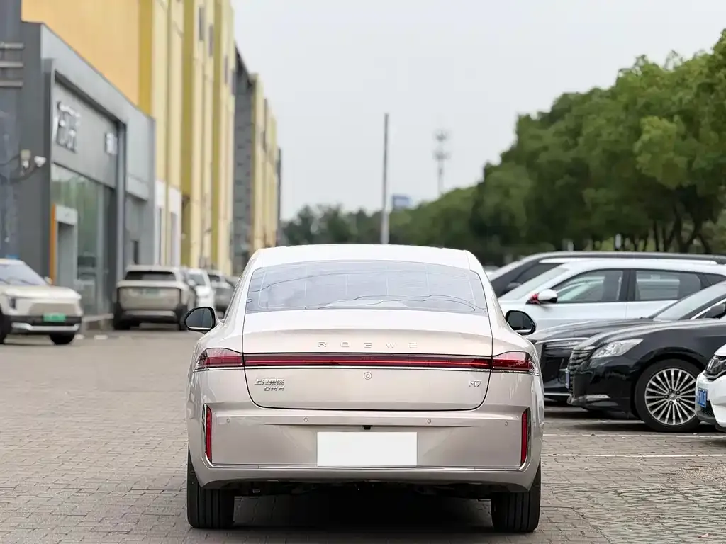 Roewe M7 DMH 2025 из CN, фото 9