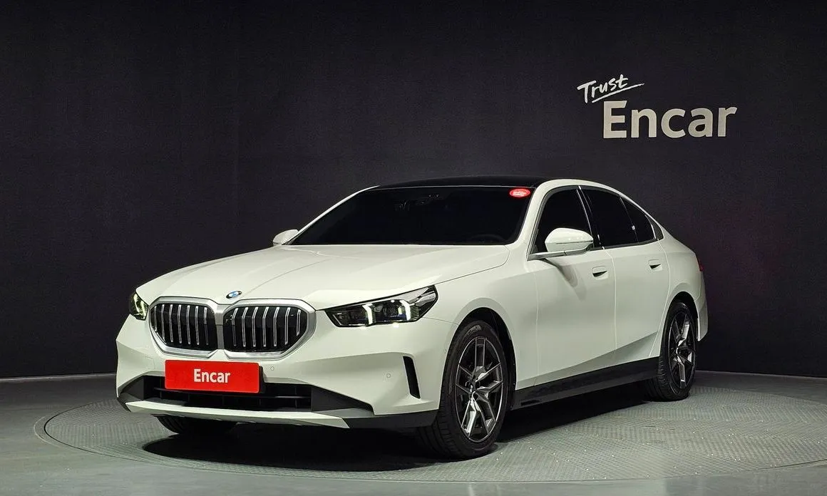 BMW 5-Series 2025 из KR, фото 1