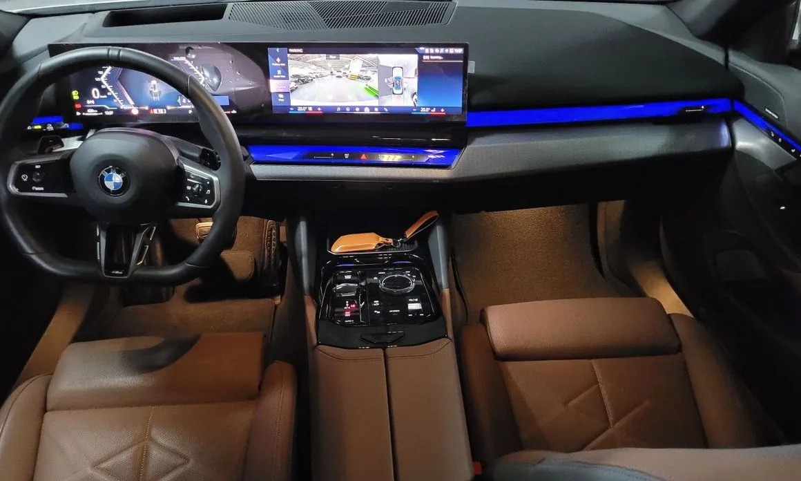 BMW 5-Series 2025 из KR, фото 3