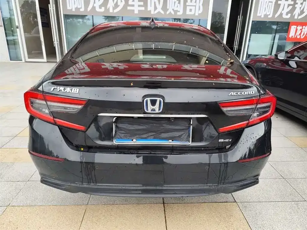 Honda Accord — фото 5