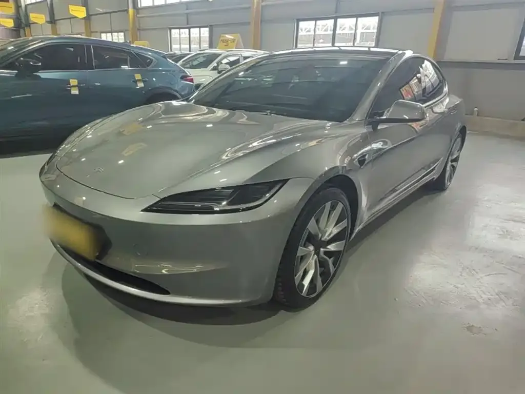 Tesla Model 3 — фото 7