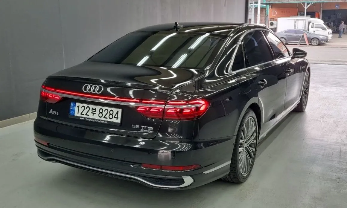 Audi A8 2023 из KR, фото 4
