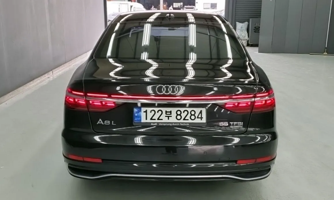 Audi A8 2023 из KR, фото 9