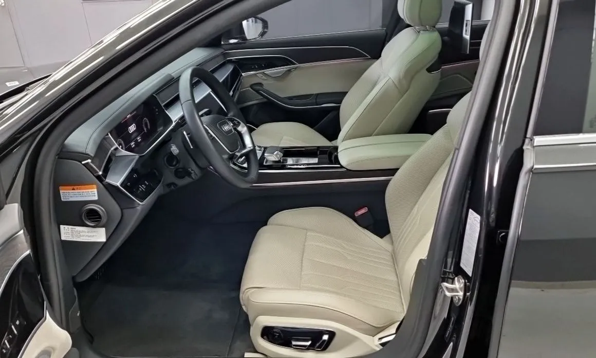 Audi A8 2023 из KR, фото 10