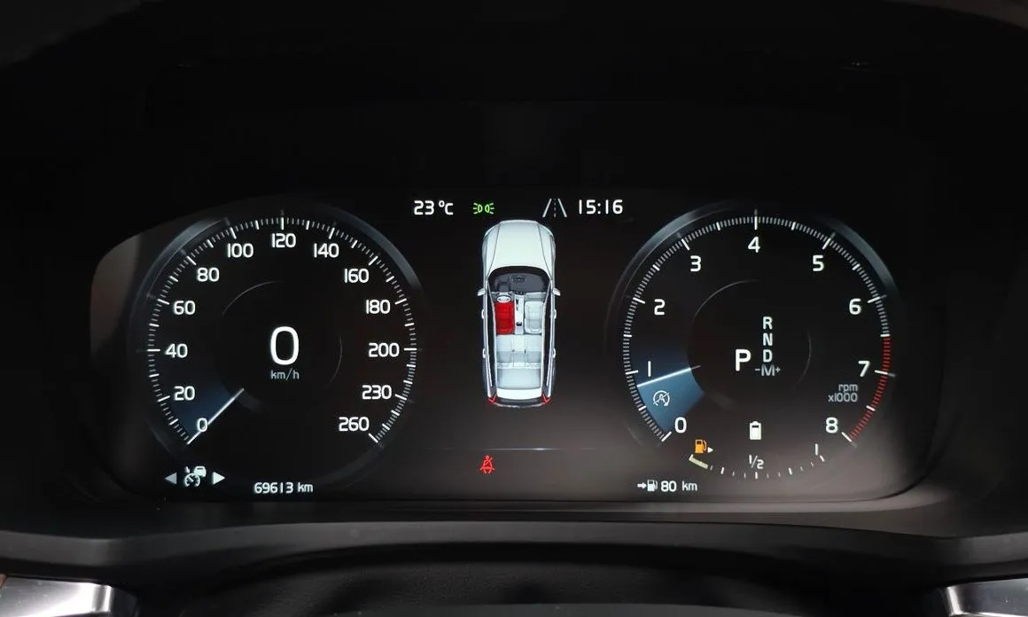 Volvo V60 2021 из KR, фото 6