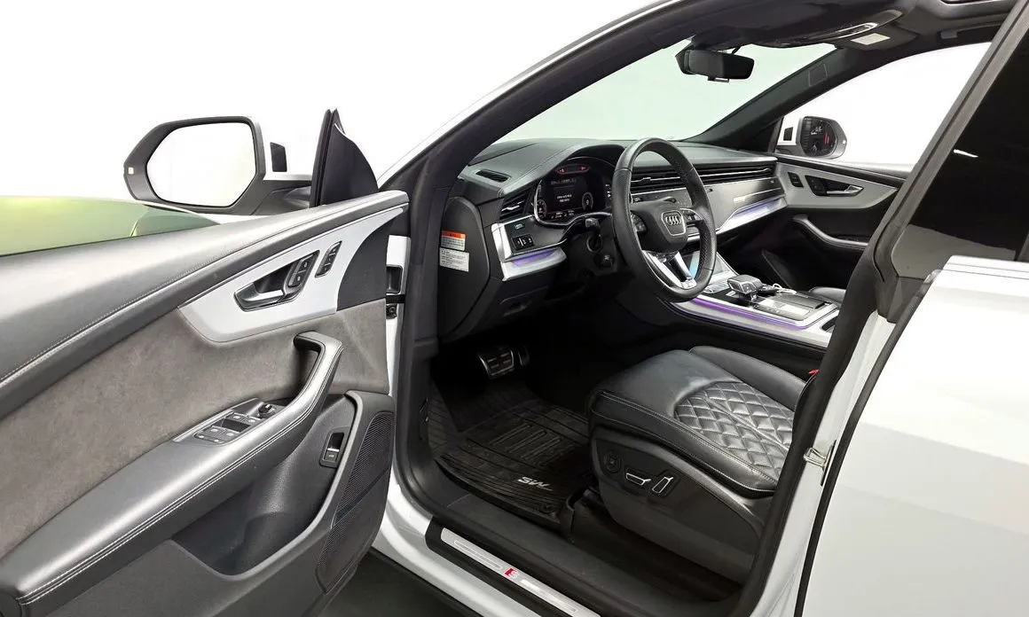 Audi Q8 2021 из KR, фото 9