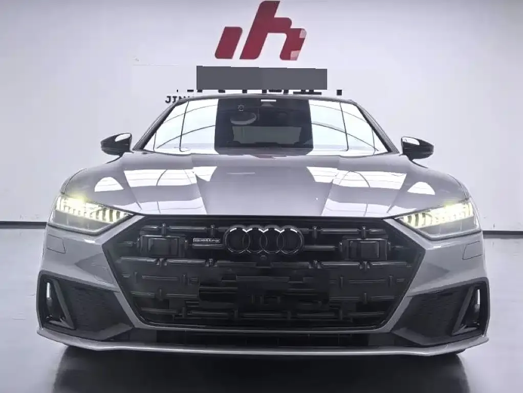 Audi A7L 2022 из CN, фото 3