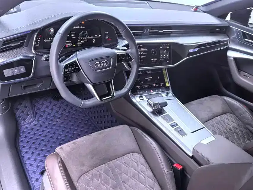 Audi A7L 2022 из CN, фото 8