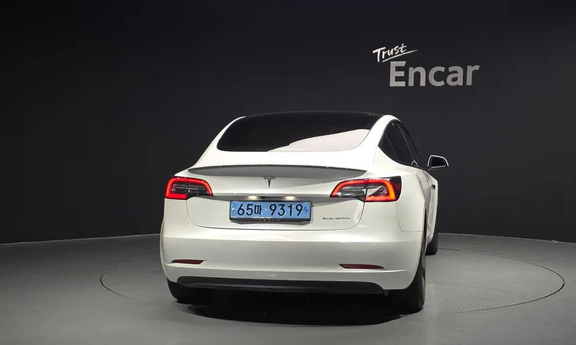 Tesla Model 3 2021 из KR, фото 4