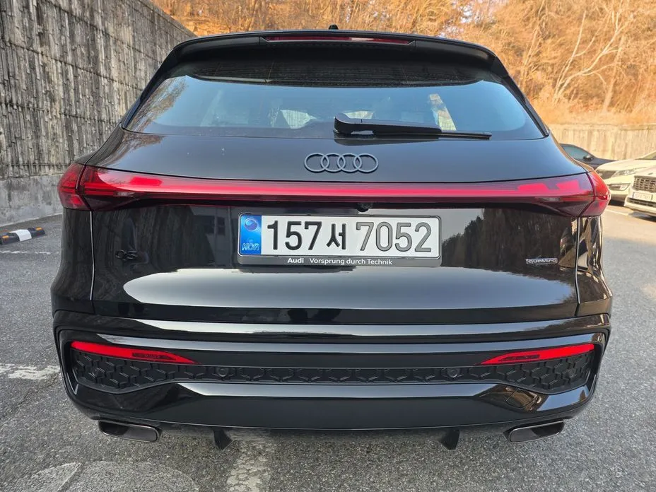 Audi Q5 2025 из KR, фото 8