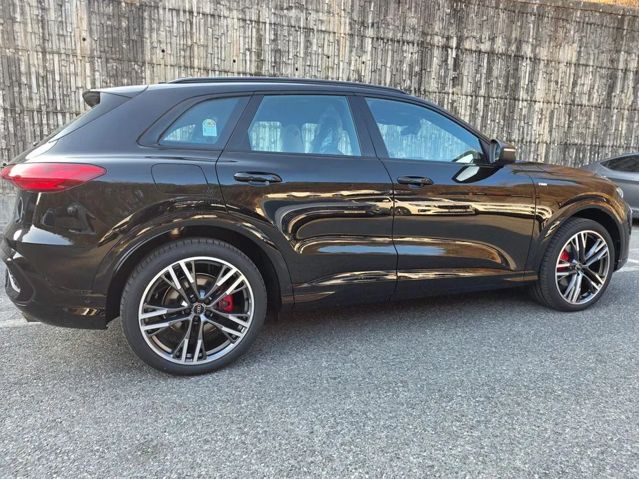 Audi Q5 2025 из KR, фото 3