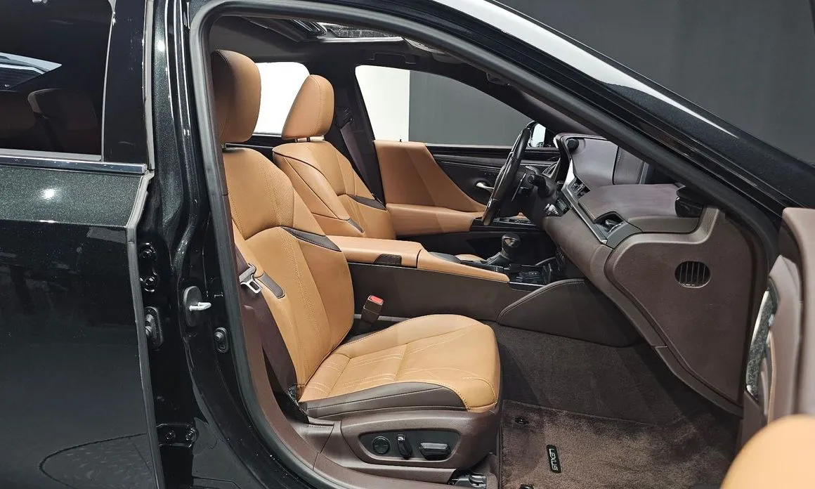 Lexus ES 2021 из KR, фото 9