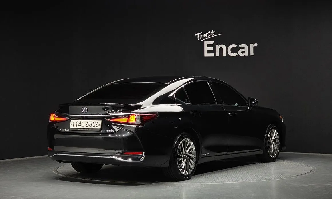 Lexus ES 2021 из KR, фото 2