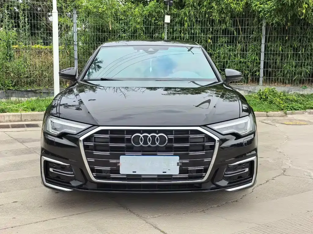 Audi A6L — фото 10