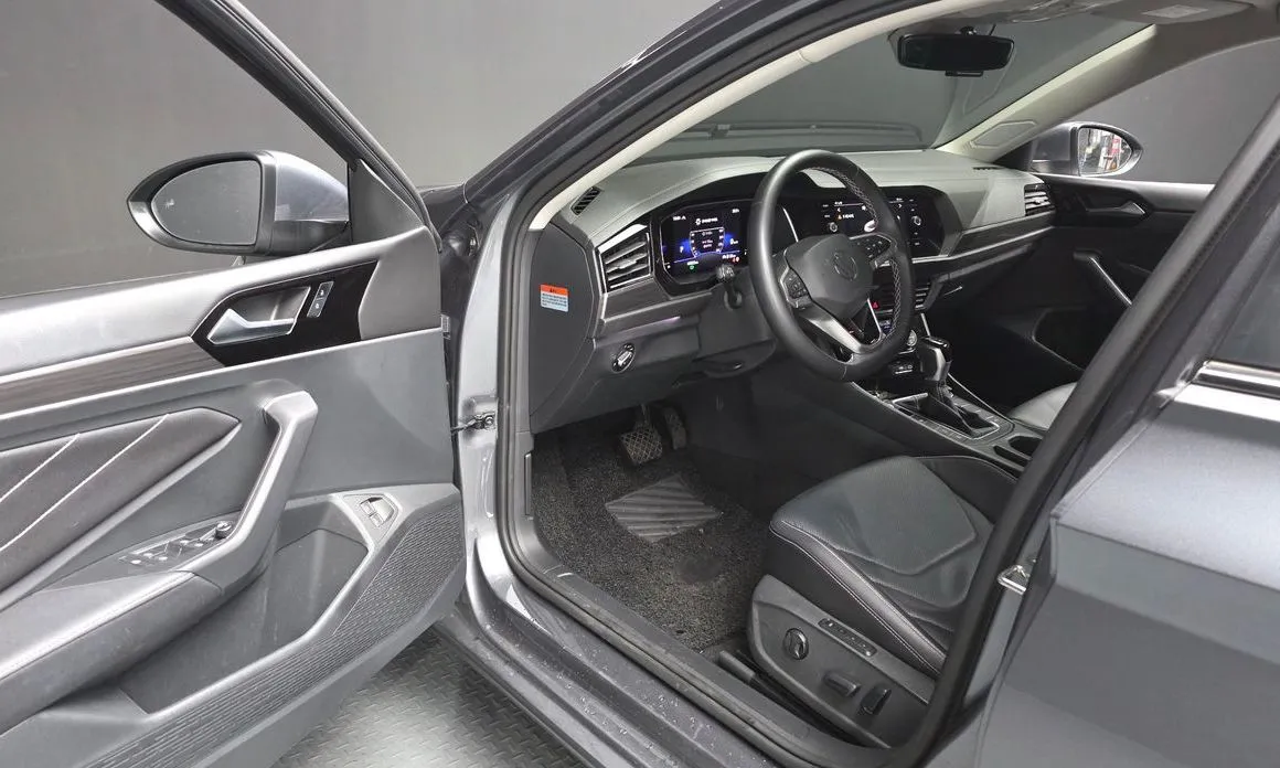 Volkswagen Jetta 2023 из KR, фото 7