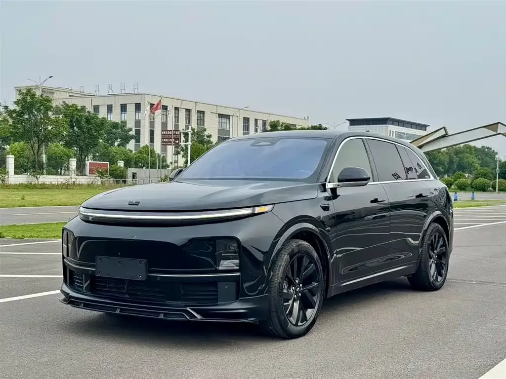 Li Auto L7 — фото 1
