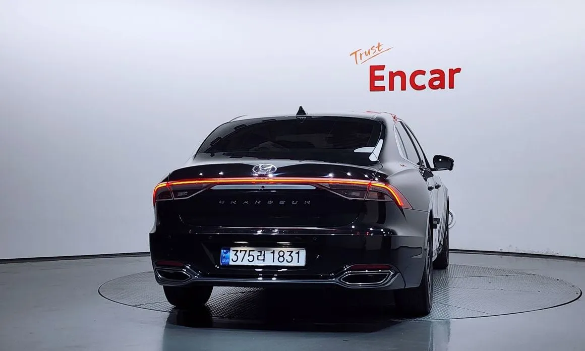 Hyundai Grandeur 2022 из KR, фото 5