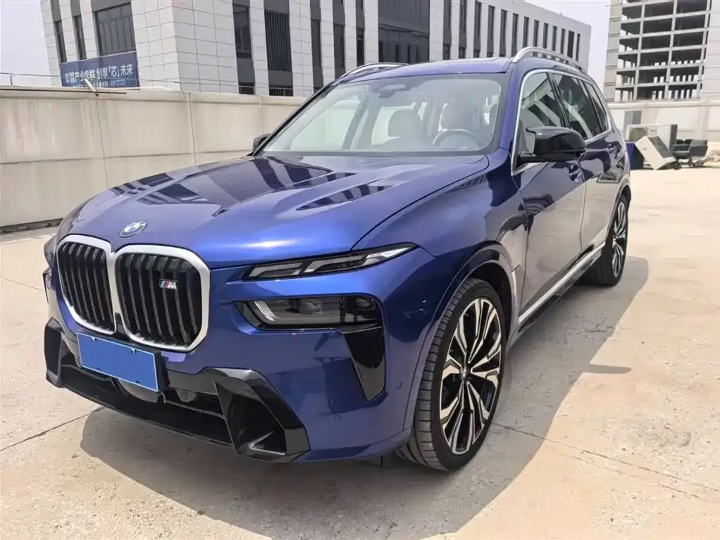 BMW X7 M60i