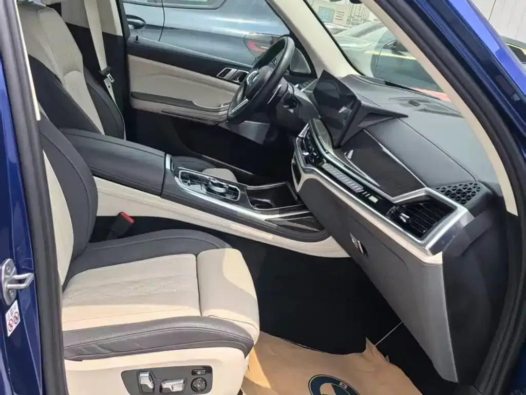 BMW X7 M60i 2026 из CN, фото 5