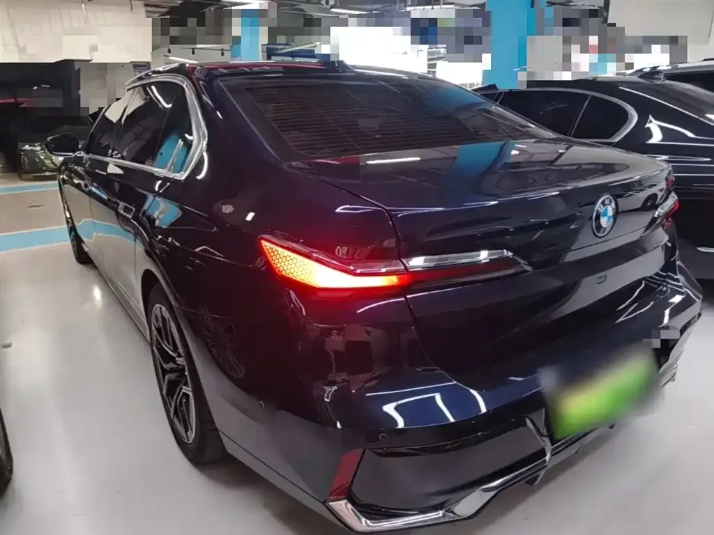 BMW i7 2024 из CN, фото 6