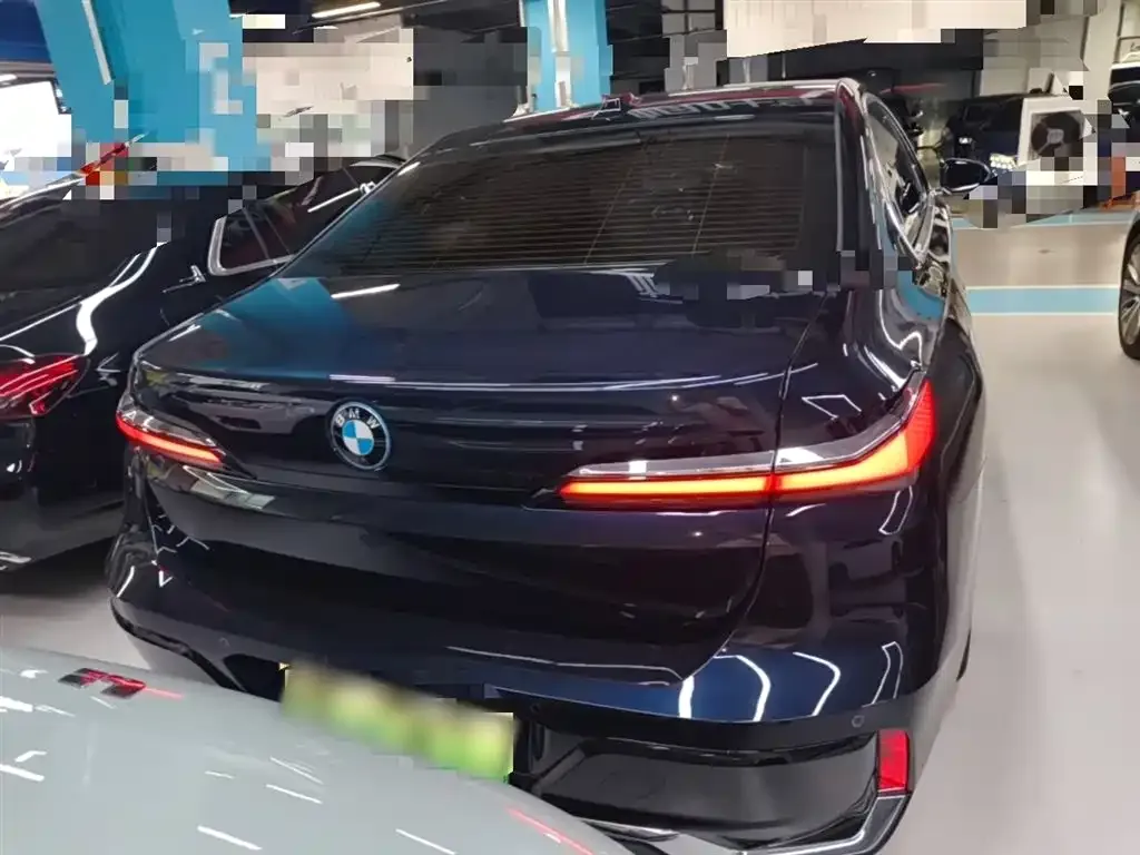 BMW i7 2024 из CN, фото 7