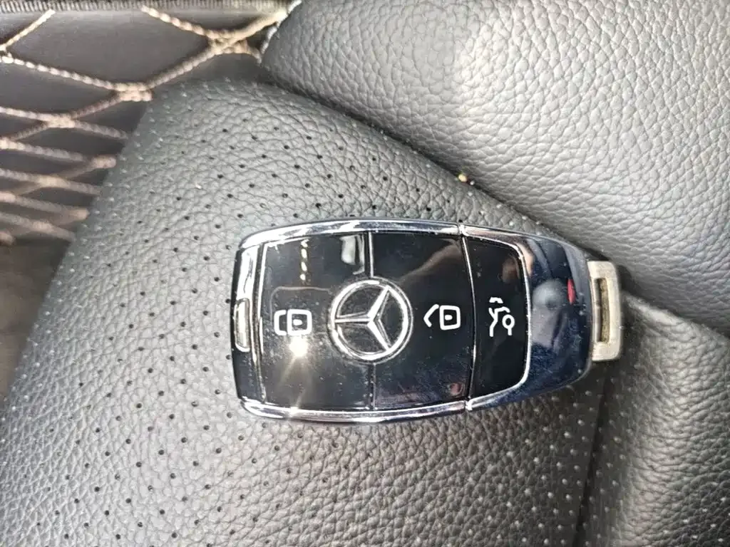 Mercedes-Benz EQC 2021 из CN, фото 7