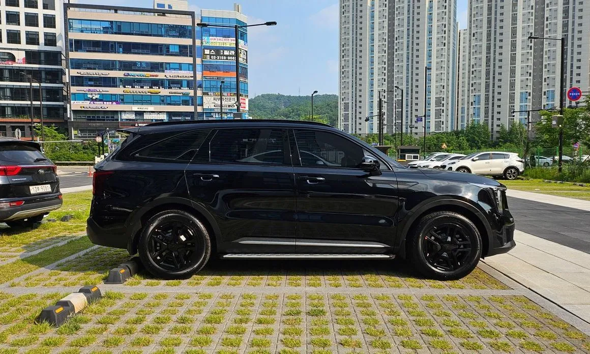 Kia Sorento — фото 9