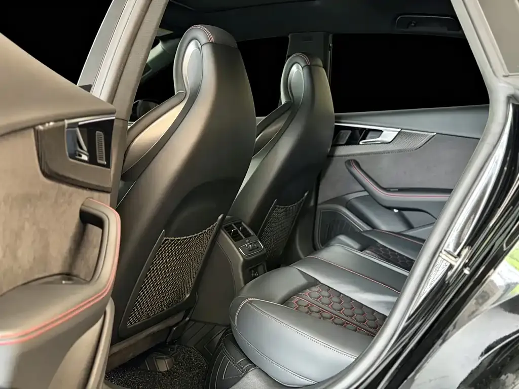 Audi RS 5 2023 из CN, фото 9