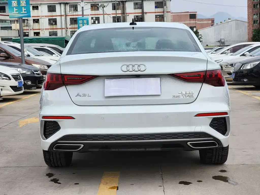 Audi A3 — фото 2