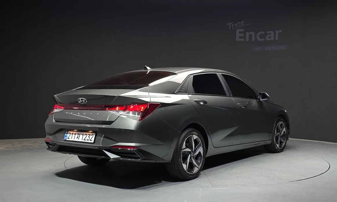 Hyundai AVANTE — фото 3