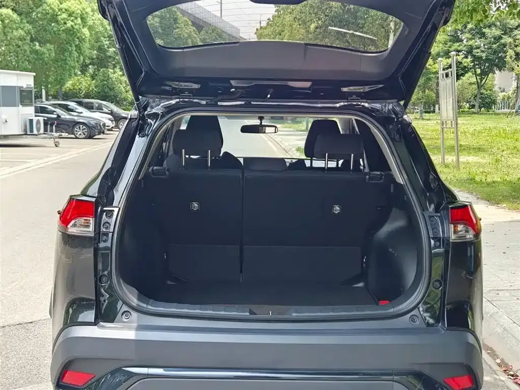 Toyota Frontlander 2024 из CN, фото 3