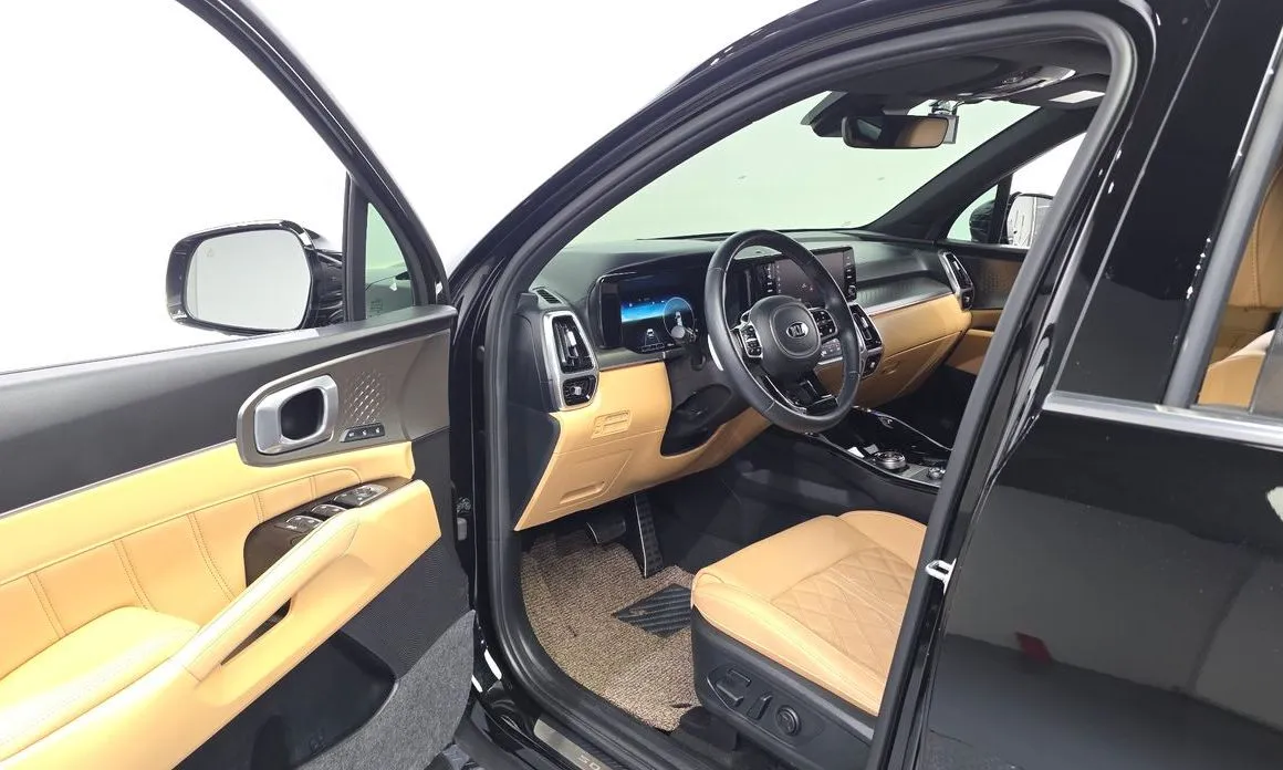 Kia Sorento — фото 9