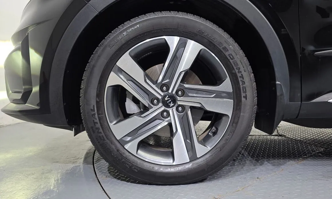 Kia Sorento — фото 5