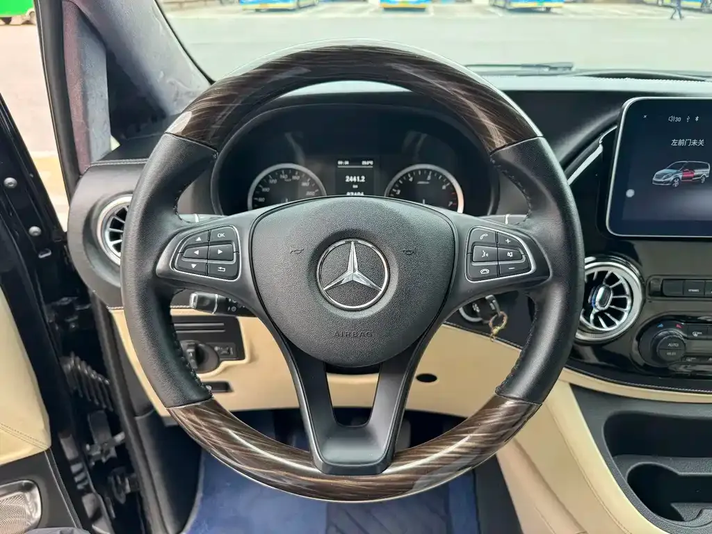 Mercedes-Benz Vito 2021 из CN, фото 7
