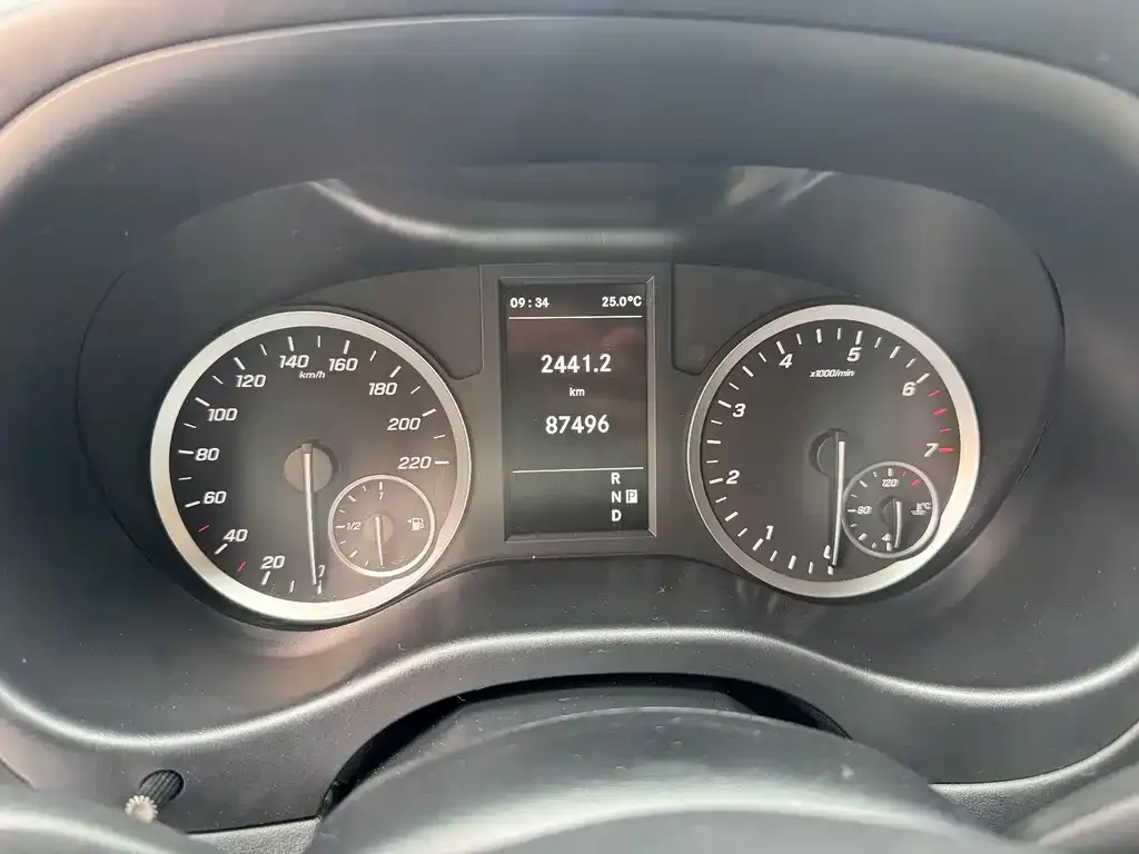 Mercedes-Benz Vito 2021 из CN, фото 2